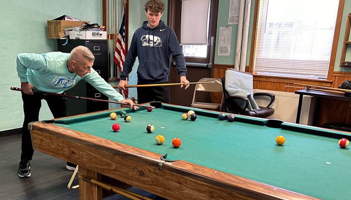senior-center-billiards-2 senior-center-billiards
