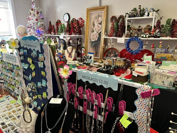 senior-center-gift-shop-3